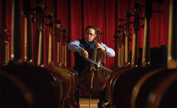 robert-concert-hall-cellos